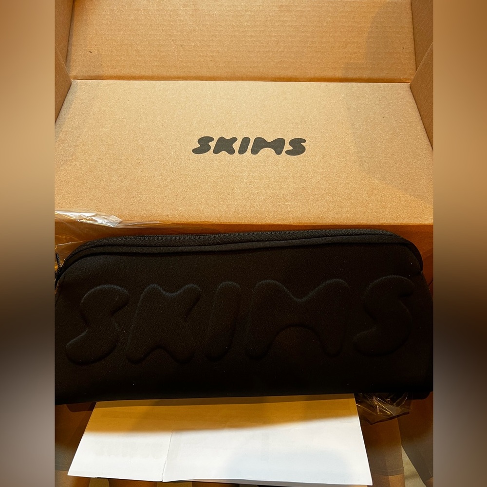 Skims Waist Trainer Clay M